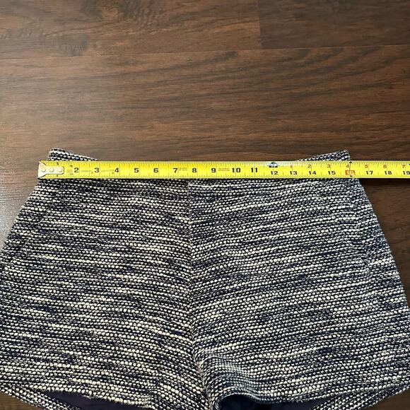 Joie blue & white tweed shorts size 8 - Picture 10 of 10